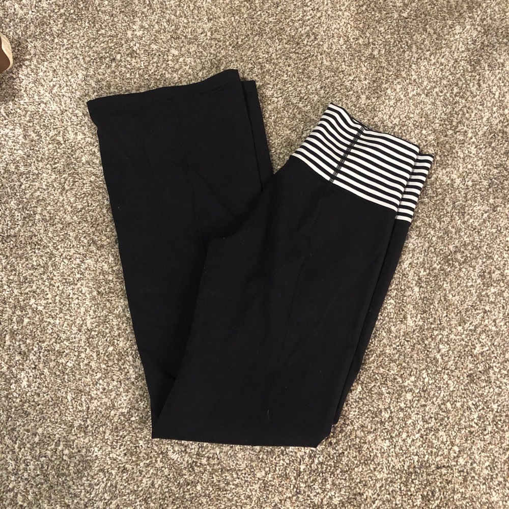 Lululemon Athletica Full Length Black Yoga Pants!